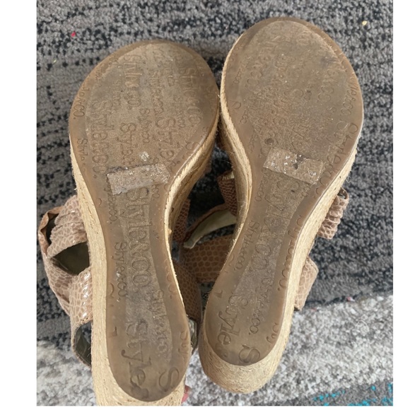 Cute Wedges 👠 - Picture 7 of 7